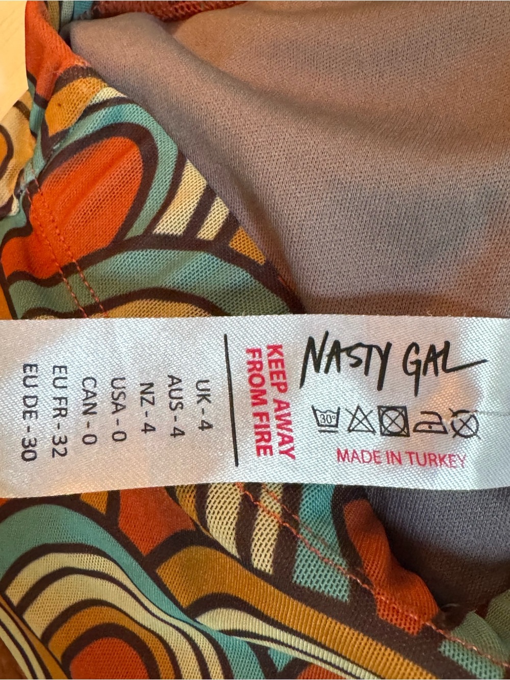 Nasty Gal Boot Cut Rainbow Scallop Print Pants - Orange & Teal Sz 0 - Picture 5 of 6